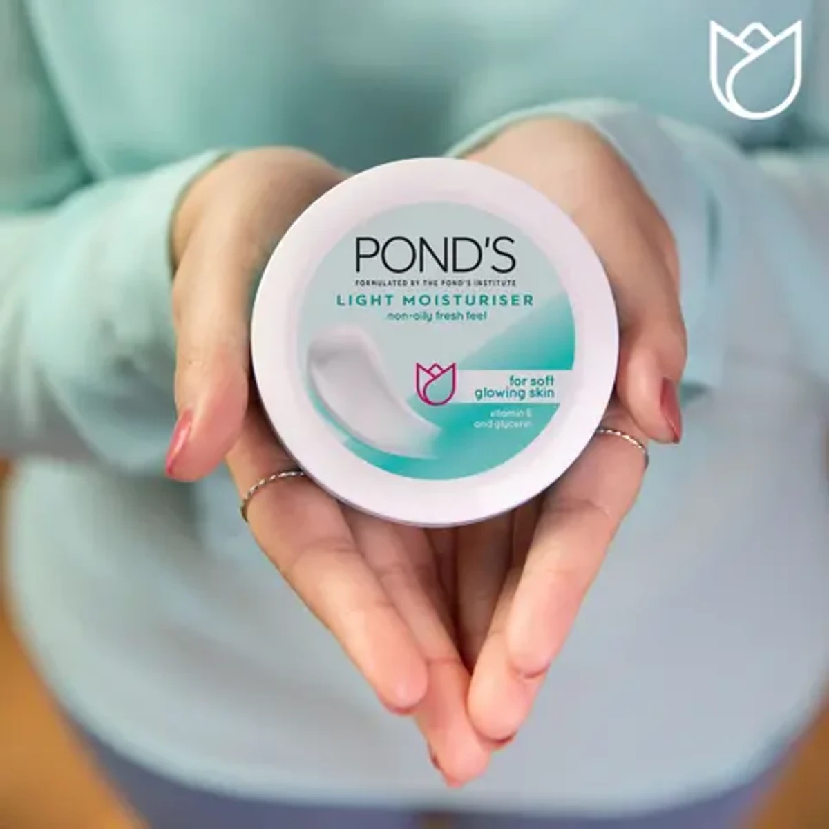 POND'S Light Moisturizer 100Ml (India) - Image 4