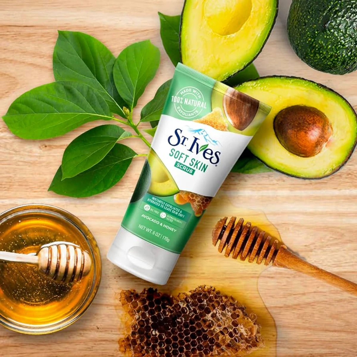 St. Ives Soft Skin Avocado & Honey Scrub 170g